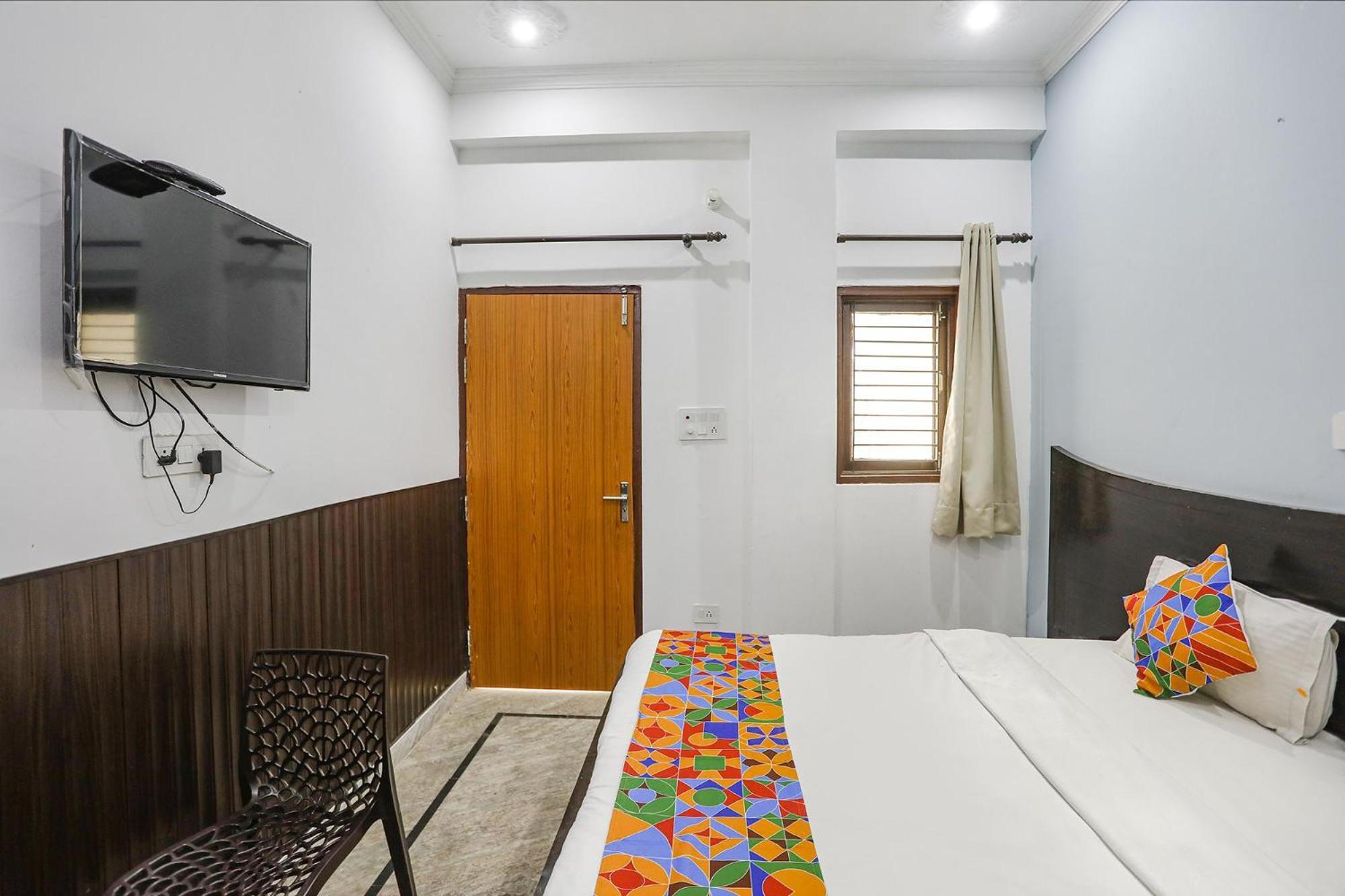 Hotel Fabexpress Samira Residency, Near Botanical Garden Noida Esterno foto