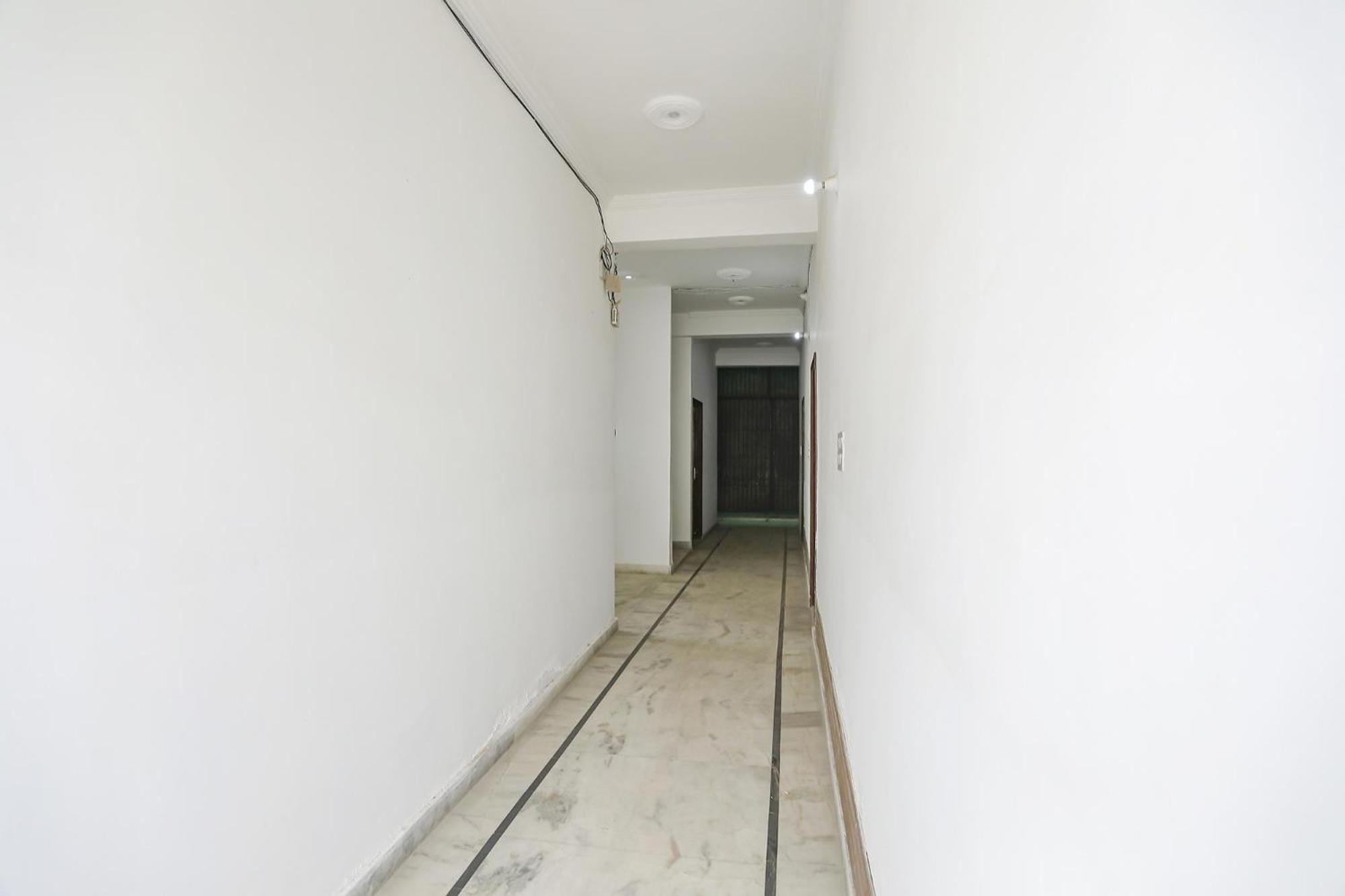 Hotel Fabexpress Samira Residency, Near Botanical Garden Noida Esterno foto
